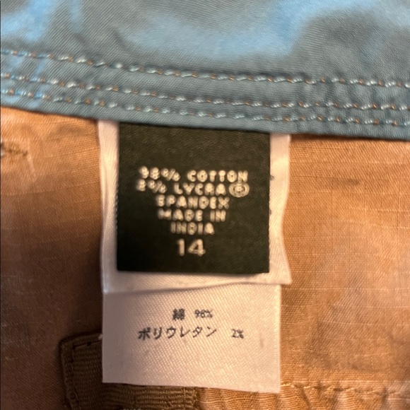 Eddie Bauer, women’s shorts, size 14, tan - Picture 9 of 9